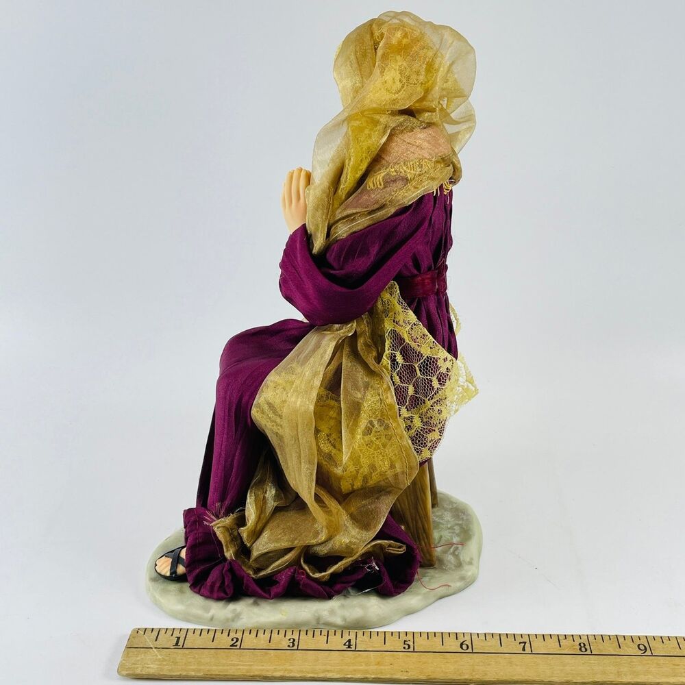 Member's Mark Large Nativity Mary Figurine 2005 Hand-Painted Christmas 10.5 inch - Picture 5 of 9
